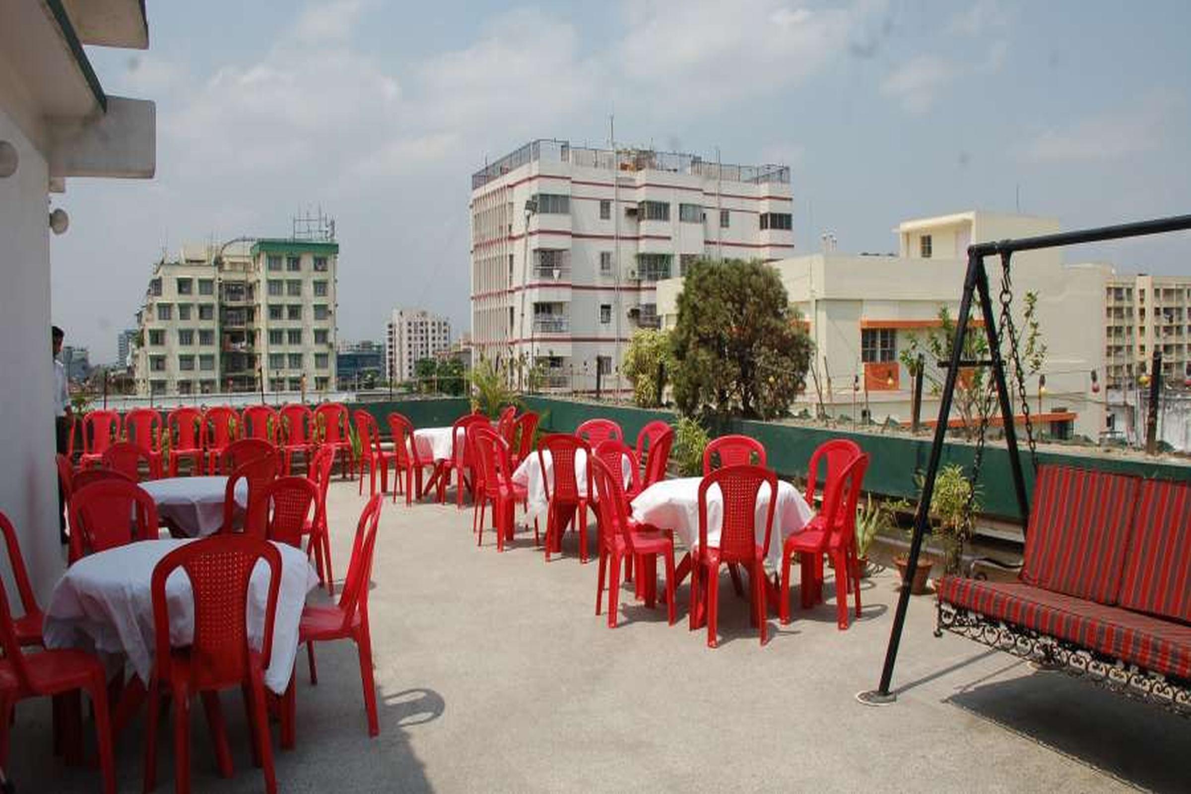 Park Palace Hotel Calcutta Exterior foto